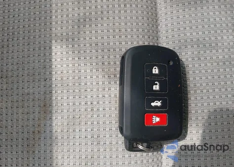 2018 Toyota Rav4 Xle from USA, damaged, VIN JTMRFREV3JJ227791